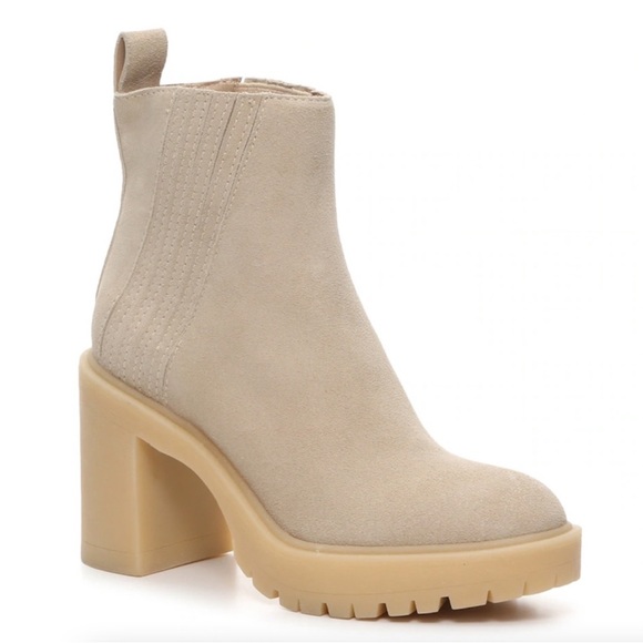 Dolce Vita Celia Cream Suede Boots Women’s 10 Lug Sole Beige Minimalist Tan - Picture 1 of 8